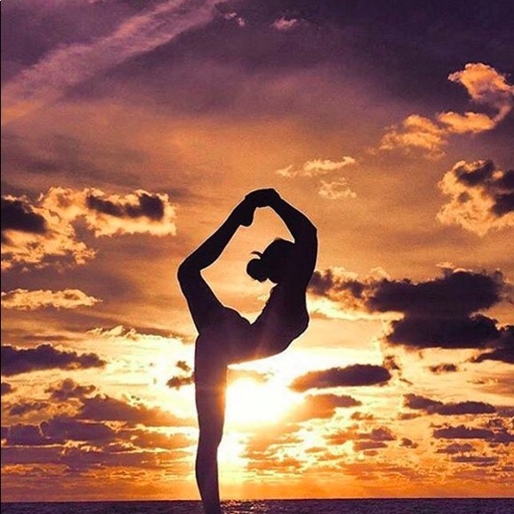 Meet your Posher, Renee - Picture 1 of 1